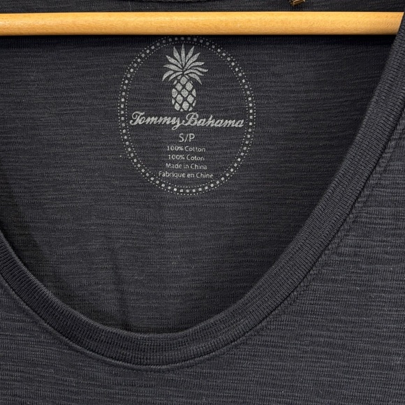 Tommy Bahama Black Fitted Short Sleeve T-Shirt - Picture 3 of 3